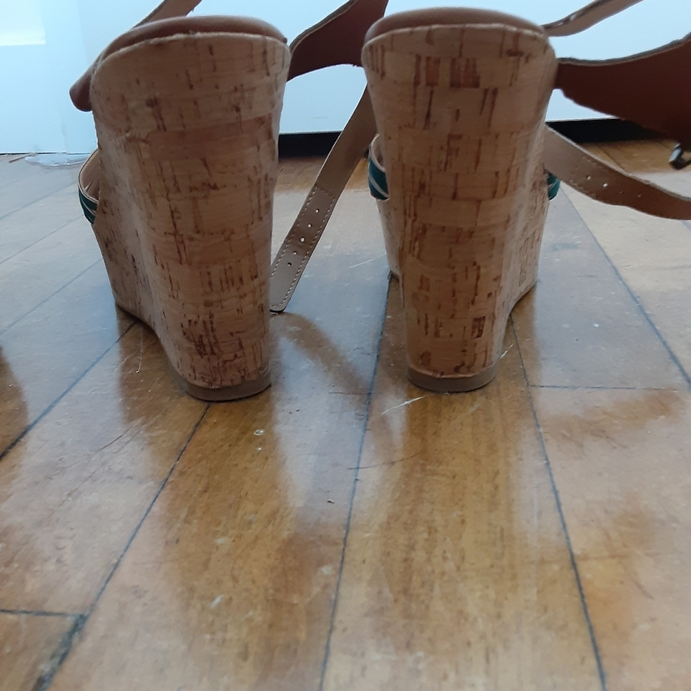 Wedges - Picture 2 of 2